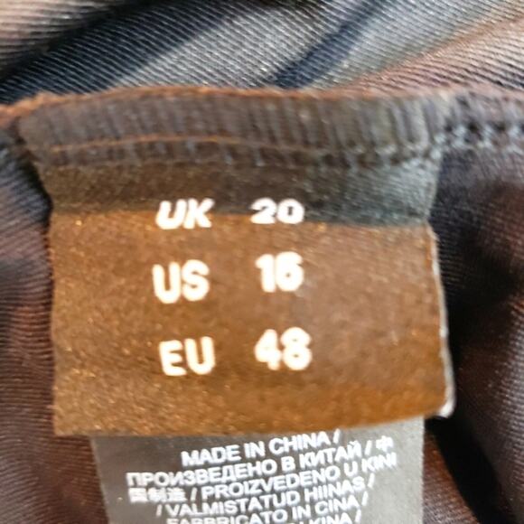 Simply Be Short Sleeve Animal Print Plus Size Top Size 16 - Picture 5 of 7